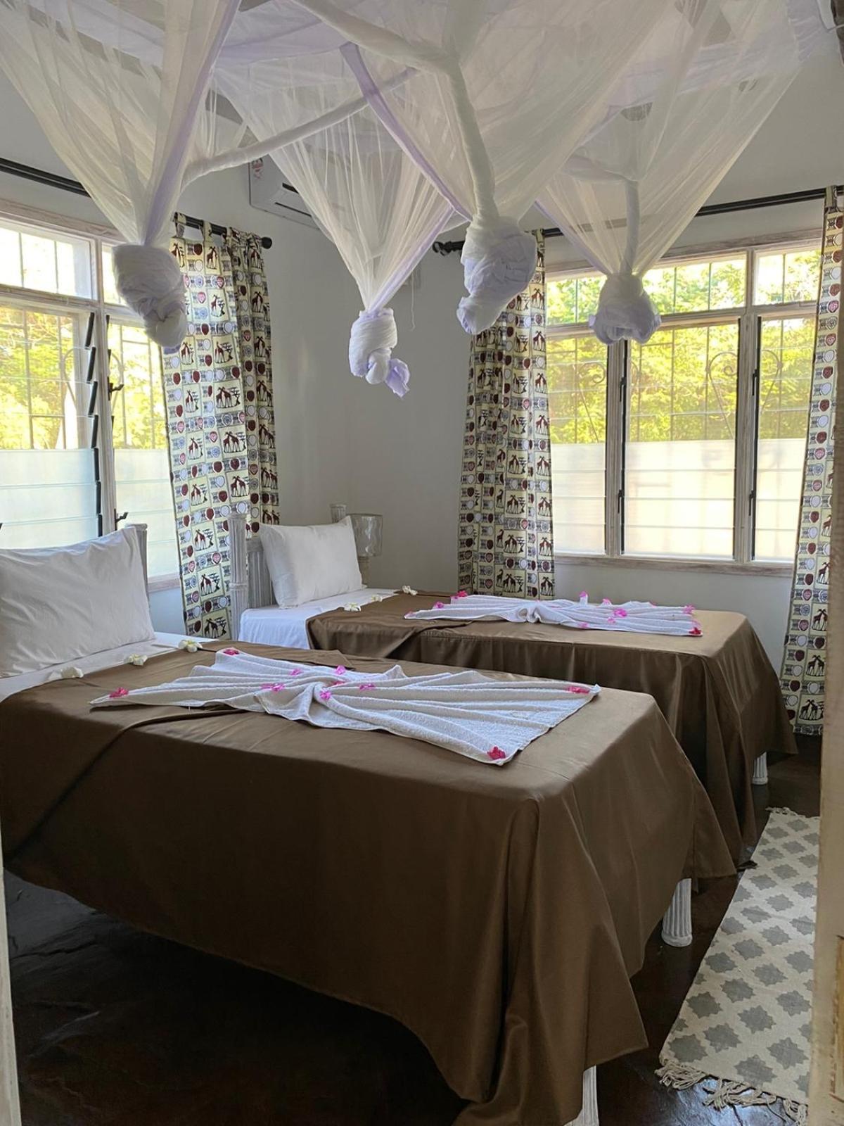 Hotel Villa Μαλίντι Εξωτερικό φωτογραφία